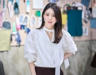 한소희, '인턴' 패션계 다크호스 CEO 열연… 최민식 