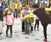 오후 3~6시엔 놀이터로 모여라!