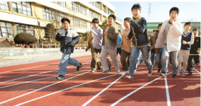 초등학교 우레탄 트랙 납 노출 주의보