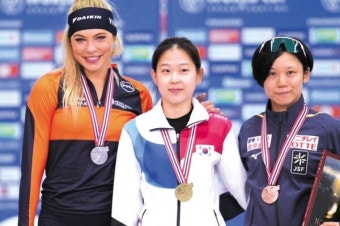 새로운 '빙속 여제' 김민선, 월드컵 500ｍ 2회 연속 금메달