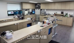 엠712골프용품점 | 석교상사, J715 드라이버 출시와 함께 피팅센터 리뉴얼 오픈