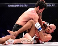 [SS포토]로드FC 019 윤동식, 알베스, 끝났어