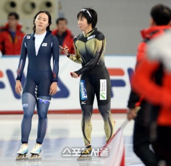 '아쉬운 2위' 이상화, 월드컵 금메달 20개월 만에 놓쳤다