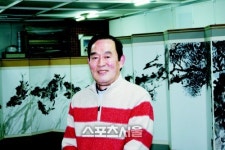 생활속의 문인화 현대적 미감 시도··· 천연소재 도자기 염색기법