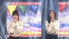 상큼발랄 여자친구, 데뷔 무대에서 배꼽에 테이핑한 이유는?