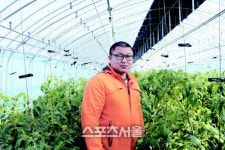 정부차원에서 젊은이들이 농업에 종사할 수 있는 생산 기반 마련