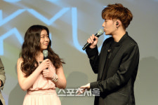 [SS포토]솔로 앨범 발표 김성규, 박윤하씨 목소리가 정말 좋아 깜짝 놀라!