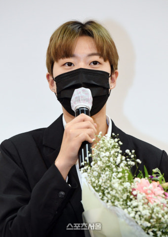 [포토]양궁 안산, 윤곡 김운용 여성체육대상 신인상에 이어 대상까지