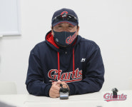 ‘소통’ 아이콘 롯데 문규현 수석코치, 선수들도 “소통 확실”