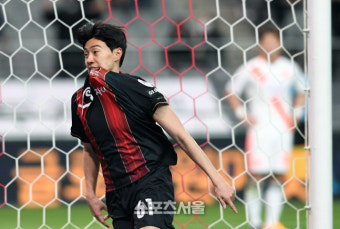 [포토]FC서울 한승규, 승부는 원점으로!