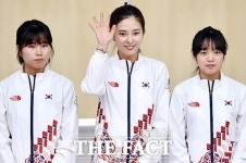 정미라헤어코디 | [TF포토] 정미라, '얘들아 웃어 웃어~'