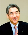물 건너간 종합금융그룹의 꿈, 신창재 교보생명 회장 경영능력 도마