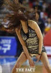 디비리서치텍더월드리더 | [TF포토] 열정적인 치어리더