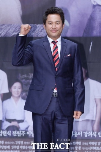 '전설의 마녀' 이종원 