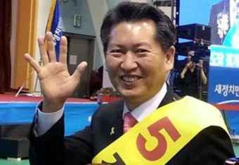 정청래 '히틀러 참배' 발언 논란…사과는 없다!
