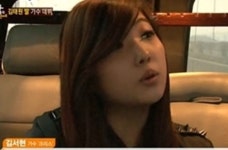 크리스 레오네, 왕따 문제·유학 시절 외로움 담아낸 데뷔 앨범 재조명