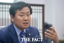 [TF인터뷰] 군산 촌놈 김관영 의원, “등 돌린 호남 민심? 바람직한 변화”