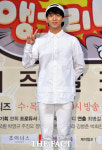 B1A4 바로, 첫 단독 제과 광고 촬영 인기↑