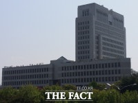 대법, 탈북 브로커 밀입북 지원 국보법 위반 아냐