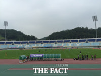 [TF인턴수첩] 女기자 조기 퇴근 막은 슈틸리케의 배려