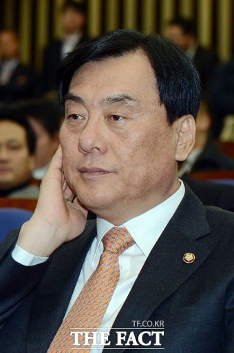 검찰, '뇌물 수수 의혹' 박기춘 의원 사전구속영장 청구