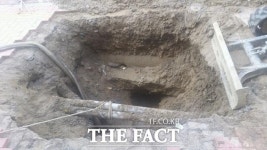 제2롯데월드 인근 인도 지반 침하…주민들 싱크홀 불안