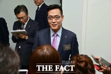 한화 김승연 회장 셋째 아들 김동선, 면세점 사업에서 경영수업