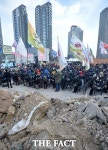 [TF클릭] 용산참사 7주기, 남일당 터 뒤로 들어선 신축 빌딩