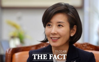나경원, 김재경 의원과 원내대표 후보 단일화 합의