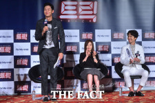 [TF포토] 강예원-이정진-김태훈, 방송 이면 담은 