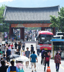 [TF사진관] 전통체험으로 신명나는 추석…북적이는 한옥마을