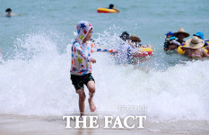  해운대 이안류 발생, 입욕 전면 금지 70여 명 구조됐다