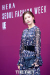 [TF포토] 헬로비너스 유영, '아름다운 시스루 원피스'