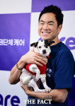 [TF포토] 리처드 용재 오닐, 동물권 보호 단체 케어 홍보대사 위촉