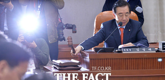 [TF포토] '인사만 남은 속전속결' 국회 운영위원회