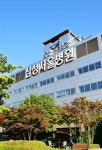  [이건희 회장 와병 4년] 산 넘어 산…컨트롤타워 부재 속 삼성 때리기 이어져