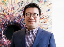  땡처리 귀재 오렌지팩토리 대표, 부도에도 호화생활 도마 위