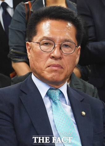 [TF포토] 바른미래당, 출구조사 결과 발표에 '충격!'