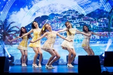  [TF비하인드] 엘리스 쇼케이스에 깜짝 등장한 배우 