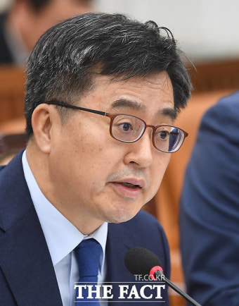 김동연, 삼성전자 평택공장 방문…이재용 만난다