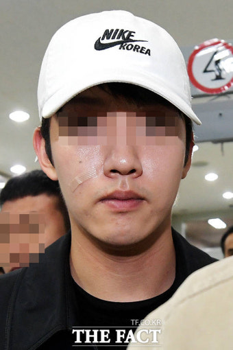 [TF포토] '구하라 전 남친' 최종범…영장실질심사 마치고, '초조'