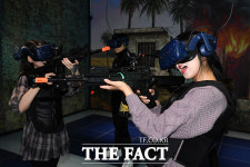[TF포토] 오락실은 가라! 이젠 VR 시대!