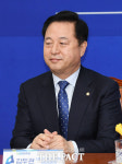 [TF포토] '경제 파이팅'…더불어민주당 시도지사 간담회