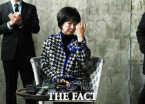 [TF포토] 목포에서 기자회견 갖는 손혜원 의원