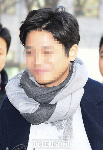 [TF포토] '경찰 출석하는 버닝썬 클럽 폭행 피의자