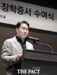  최태원 SK 회장 '대 이은' 인재경영 
