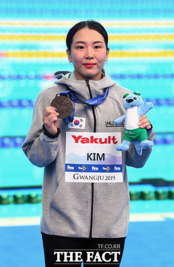 [TF포토] 김수지, 한국다이빙 사상 첫 세계선수권 메달 획득