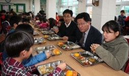 나주, 전면 무상급식 한 발짝 더