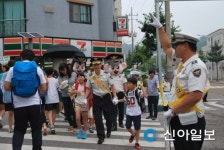서산경찰, 개학철 스쿨존 어린이 교통사고예방 캠페인
