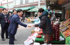 최현민 부산국세청장, 동래시장 방문